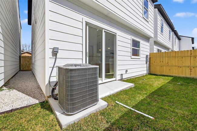 Building Photo - 971 Highland Lgt Ln