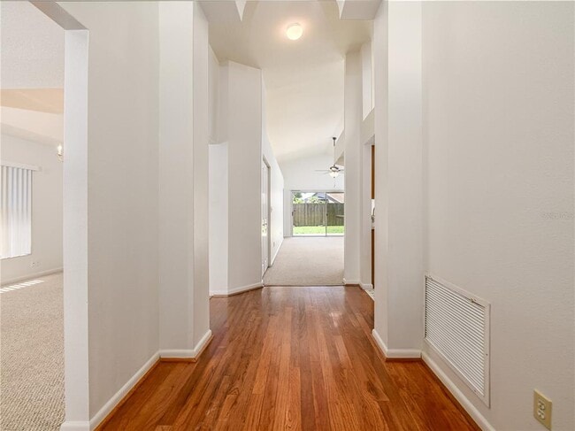 Building Photo - 1407 Wakefield Dr