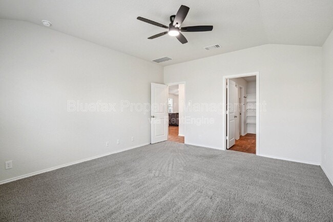 Building Photo - 15419 Puffins