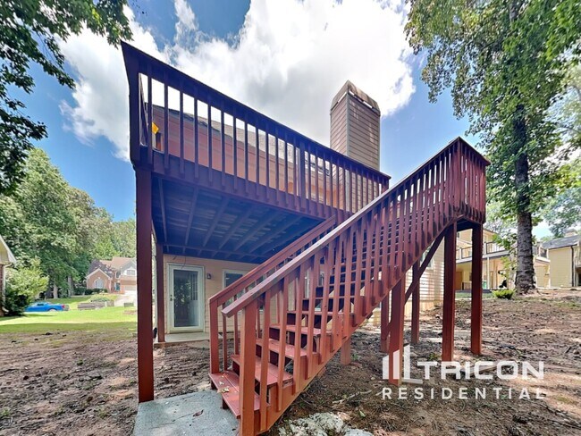 Building Photo - 7067 Brook Side Landing