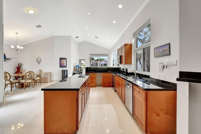 Building Photo - 2469 NW 66th Dr