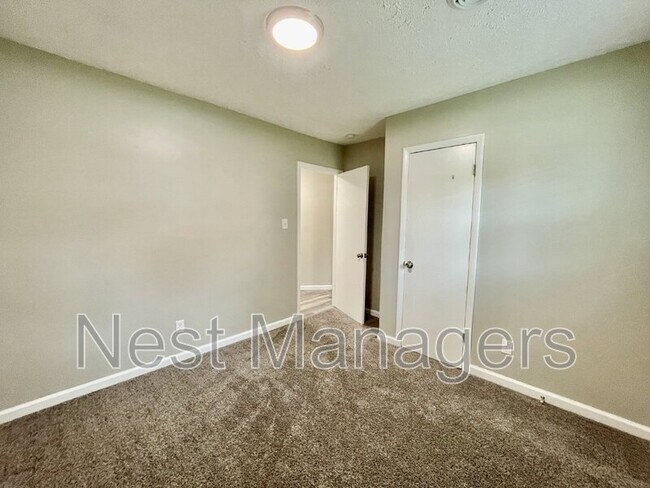 Building Photo - 6405 Lorell Ct