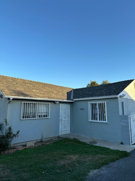 Primary Photo - 9038 Newby Ave