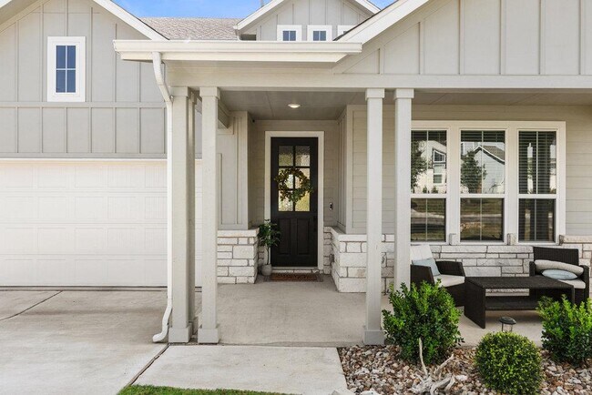 Building Photo - 1005 Sage Thrasher Cir