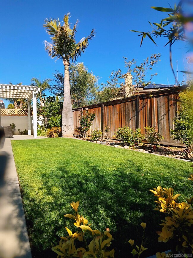 Building Photo - 11330 Belladonna Way