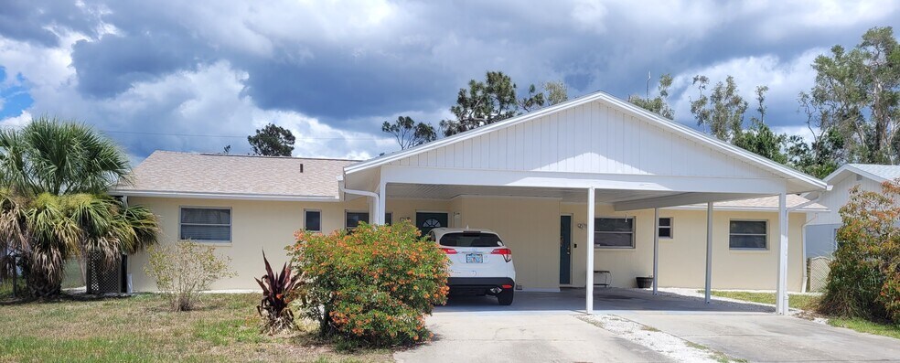 Building Photo - 187 Golf Club Lane