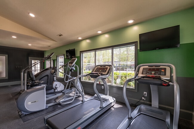 Apartment Gym - Cardio - 1665 S Radisson Dr