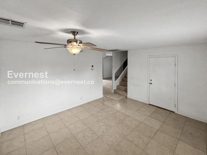 Building Photo - 6232 Carl Ave