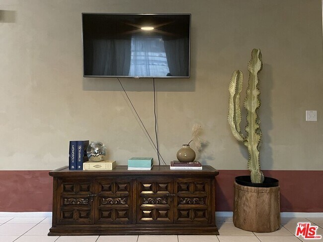 Building Photo - 71658 Cactus Dr