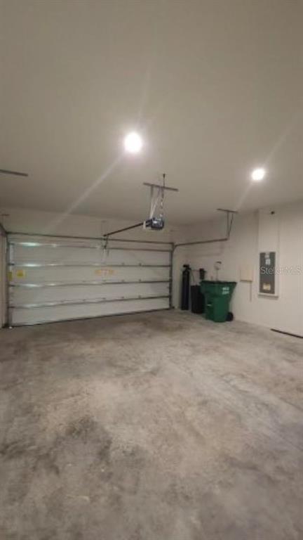 Building Photo - 10545 Gliding Eagle Wy