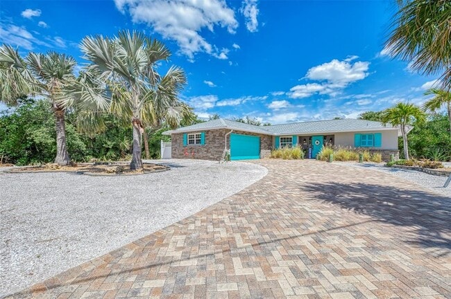 Building Photo - 307 Avenida De Paradisio