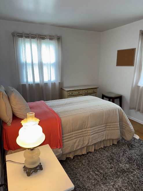 Building Photo - 109 Dauntly St