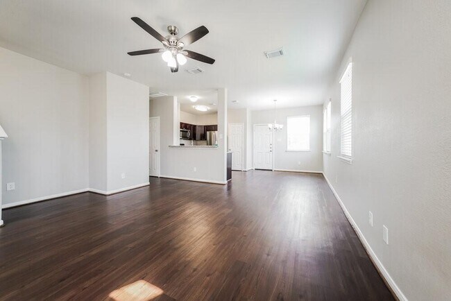 Building Photo - 21839 Octavia Way