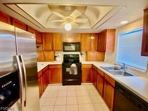 Building Photo - 4521 Bay Beach Ln
