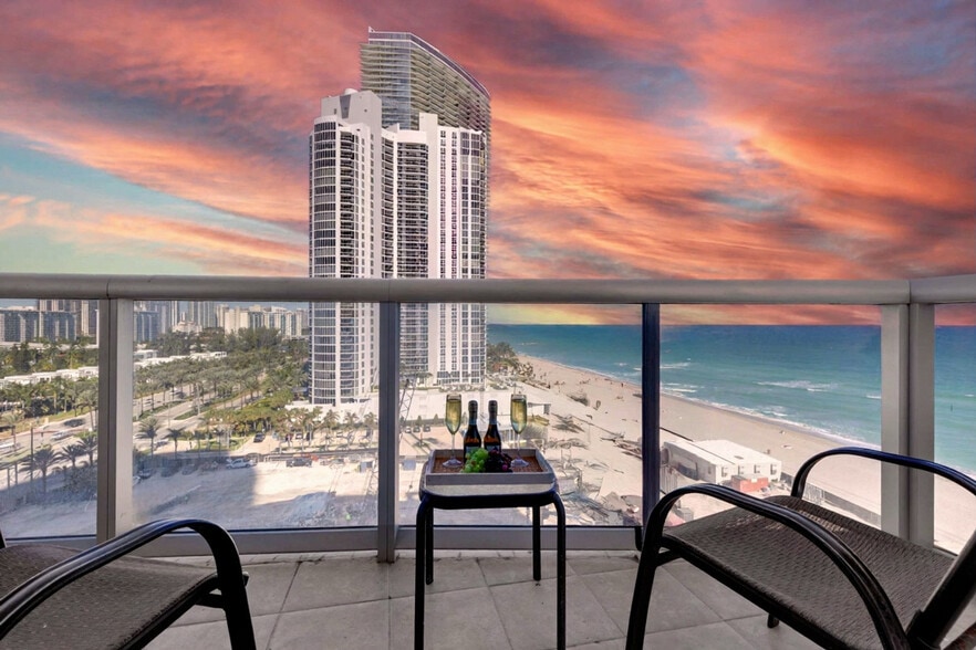 Building Photo - 18683 Collins Ave