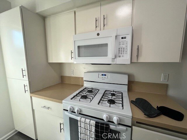 Building Photo - 44220 San Pablo Ave