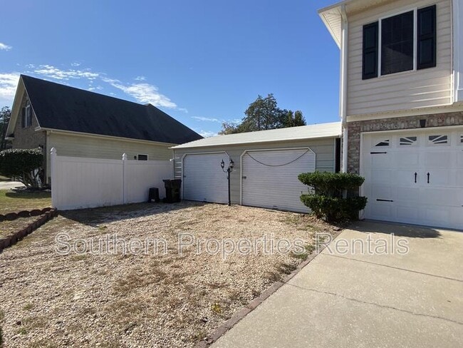 Building Photo - 109 Canyon Ct