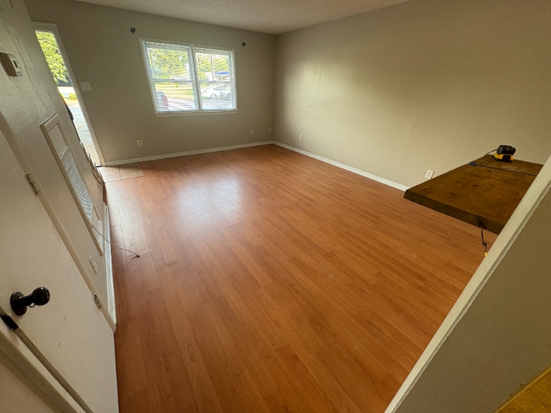 Building Photo - 178 Big Island Rd