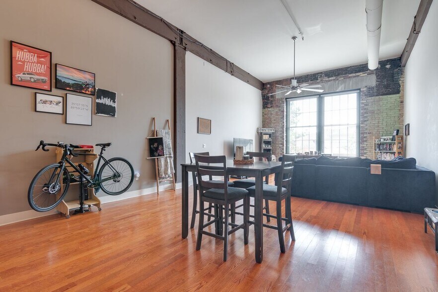 Building Photo - 505 Tennessee St