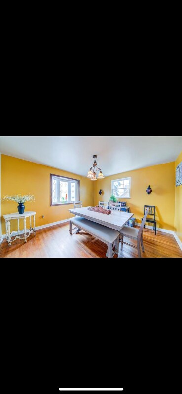 Building Photo - 10 Penn Dr