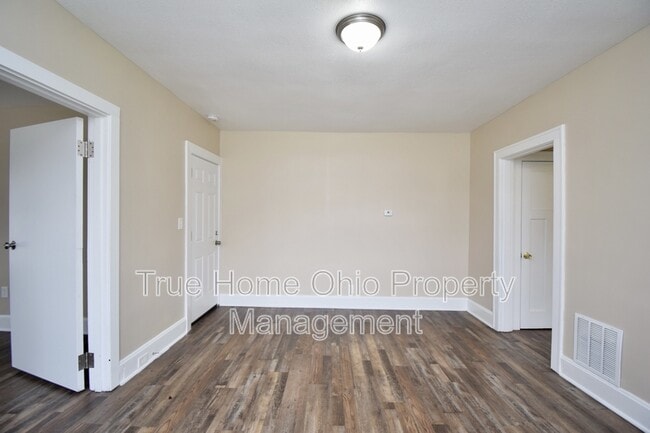 Building Photo - 3762 Vine St
