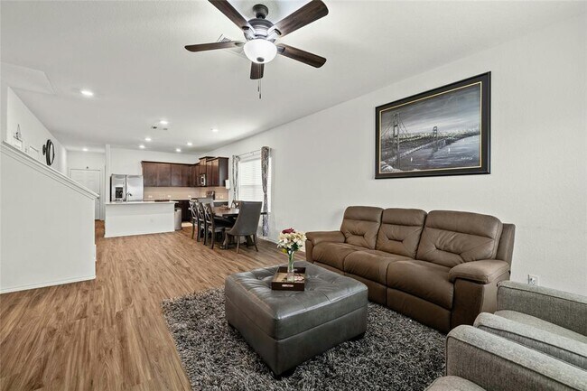 Building Photo - 5653 Bellissima Way