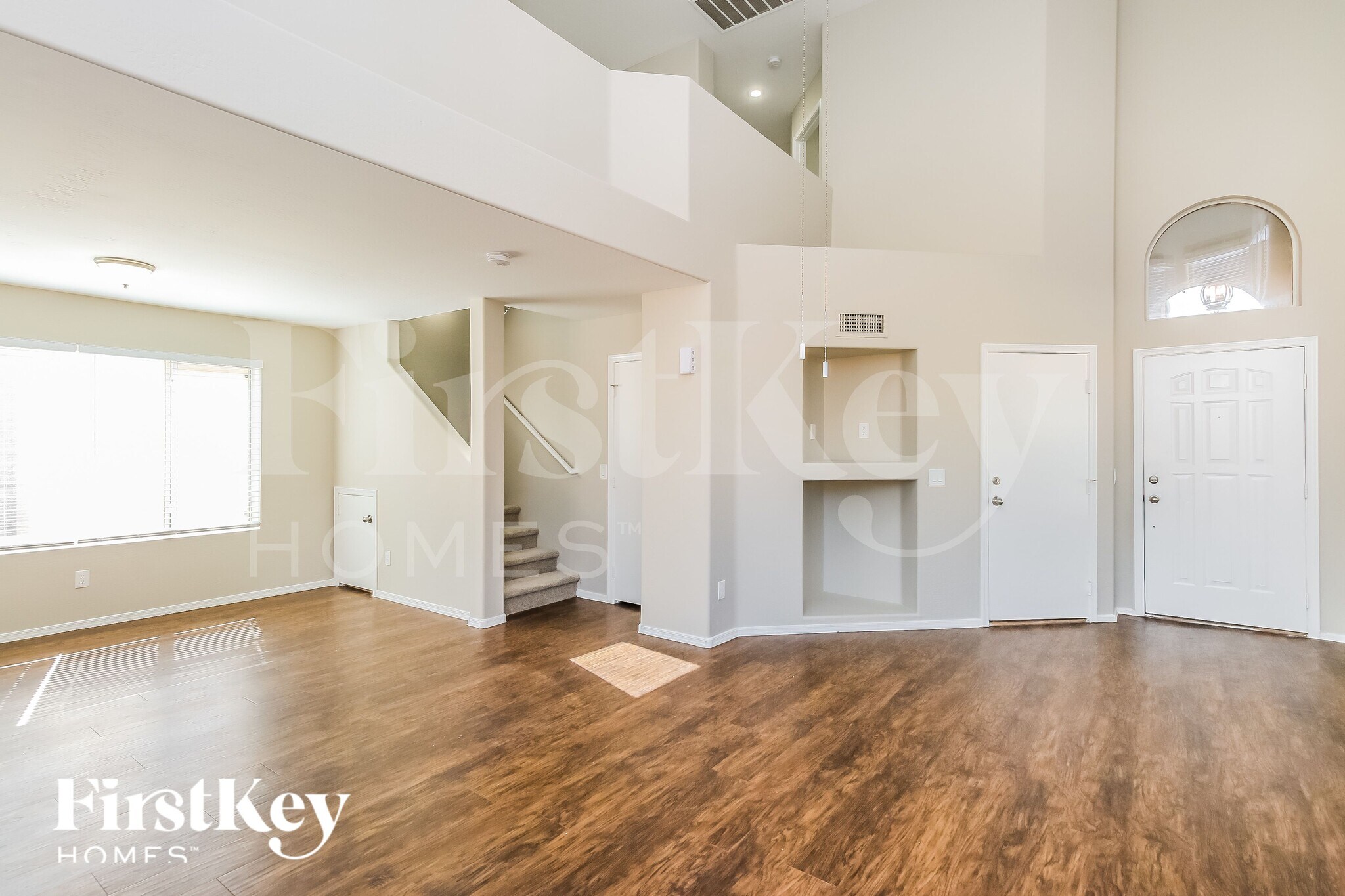 Building Photo - 4332 E Windsong Dr