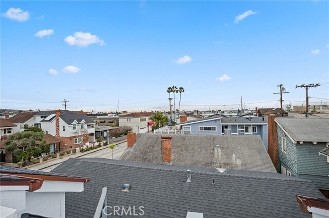 Building Photo - 117 Marine Ave