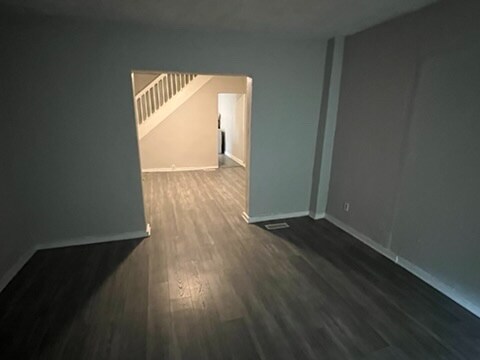 Primary Photo - 1031 W 33rd St