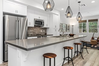 Building Photo - 1105 Makena Wy.