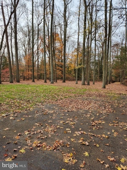 Building Photo - 33 Old Red Lion Rd