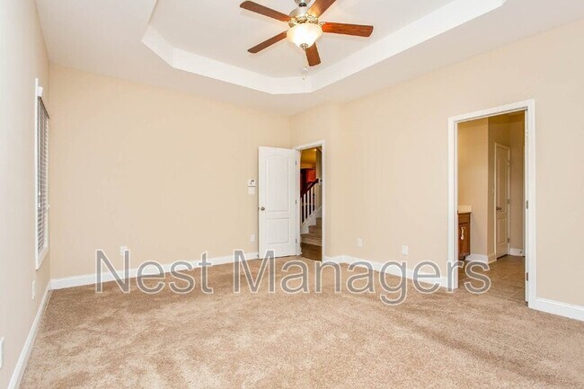 Building Photo - 674 Stonebriar Ave