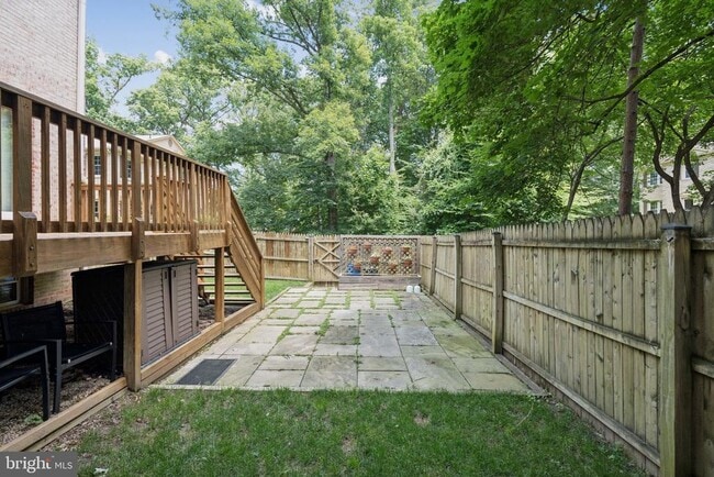 Building Photo - 7401 Willshire Hunt Ct