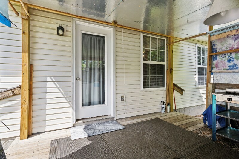 Building Photo - 163 Lansdan Dr