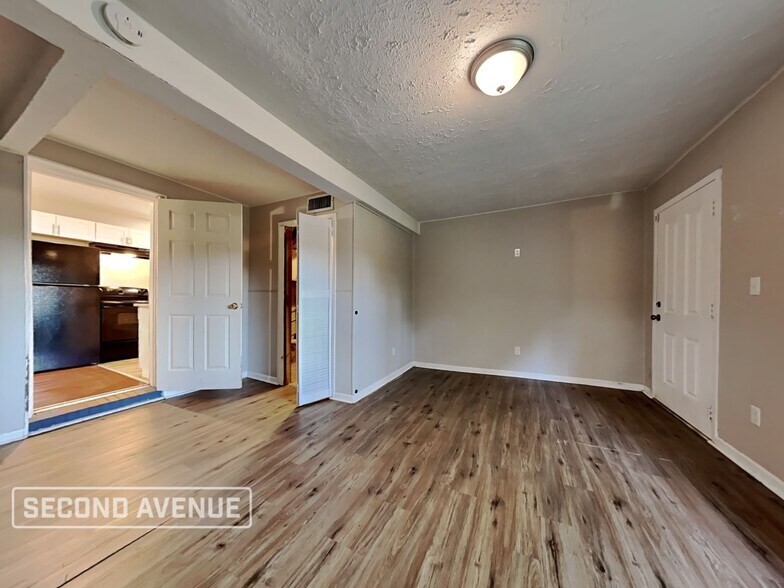 Building Photo - 3213 Brasque Dr