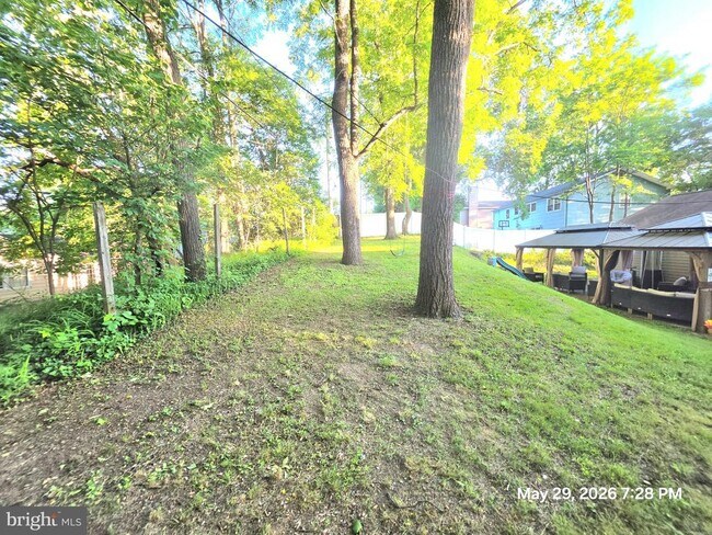 Building Photo - 1405 Peachwood Ln