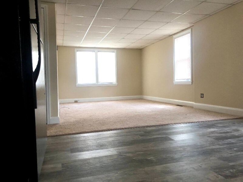 Building Photo - 13 Kemper Ave