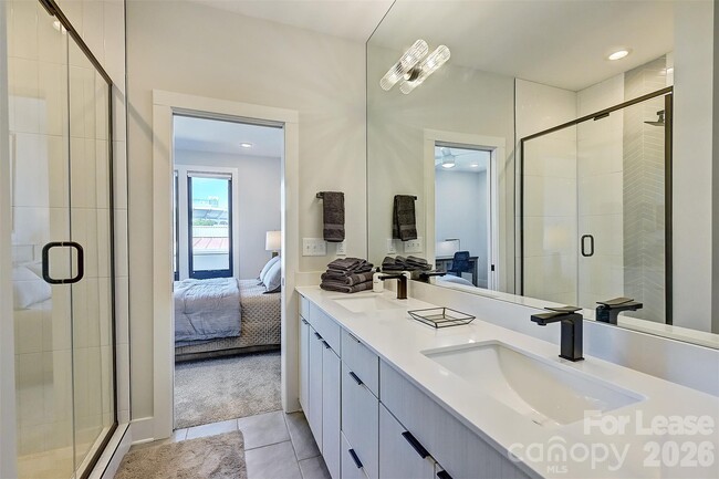 Building Photo - 1208 Minter Pl