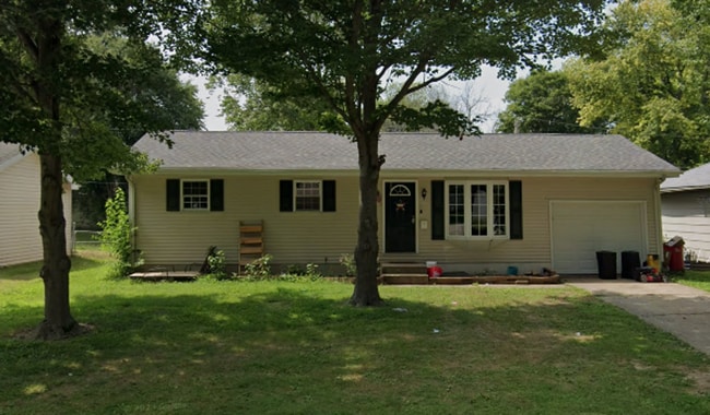 Primary Photo - 27 Nottingham Dr