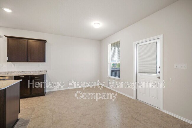 Building Photo - 7327 Tradinghouse Ln