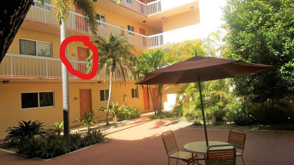 Building Photo - 7700 Camino Real