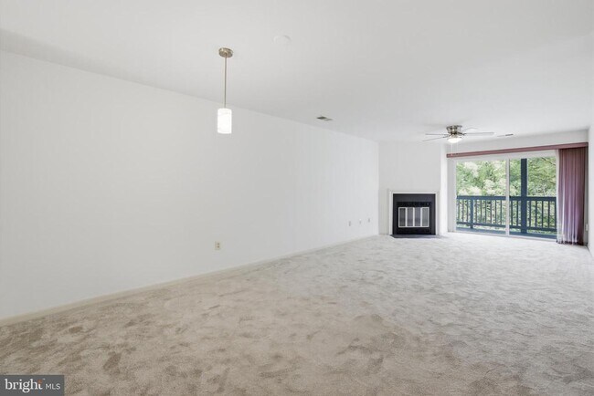 Building Photo - 2844 Yarling Ct