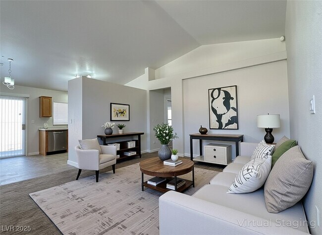 Building Photo - 5934 Gingham St