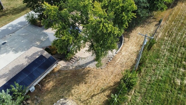 Building Photo - 6120 Dove Lake View