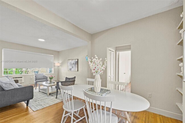 Building Photo - 301 86th St