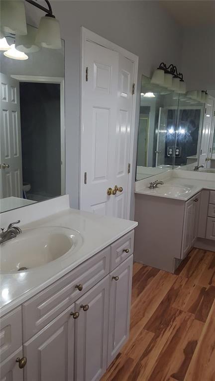 Building Photo - 3885 Waterford Dr