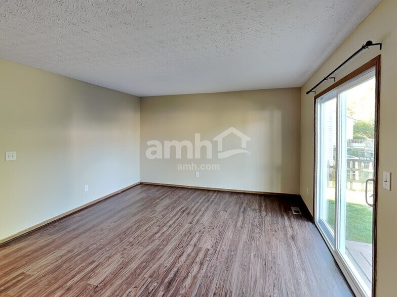 Building Photo - 3065 Remington Ridge Rd