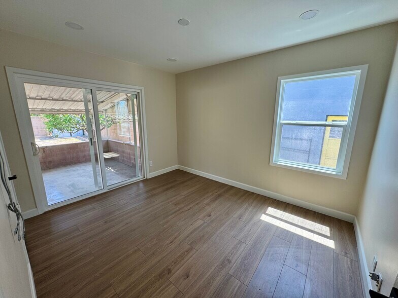 Back Bedroom - 5516 Pepperwood Ave