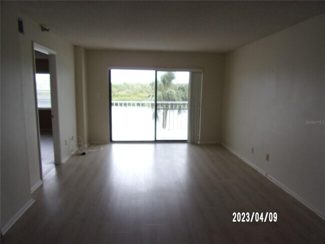 Building Photo - 18325 Gulf Blvd