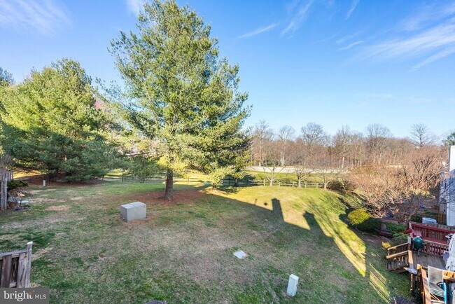Primary Photo - 12111 Wedgeway Pl